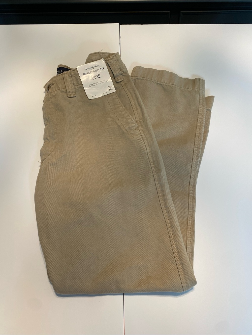 Abercrombie & Fitch Men's Tan Chino Pants, 30W, 32L
